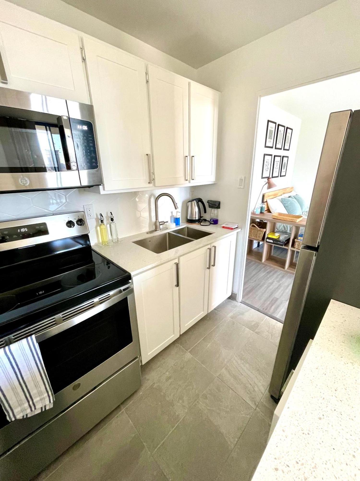 Appartamento Toronto Bachelor Midtown Esterno foto